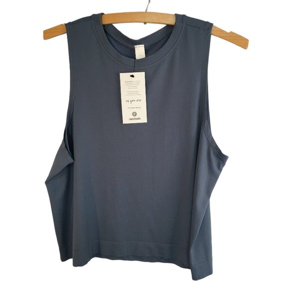 avocado Tops - NWT Avocado All Yours Crop Tank Top, Size Small, Slate Blue